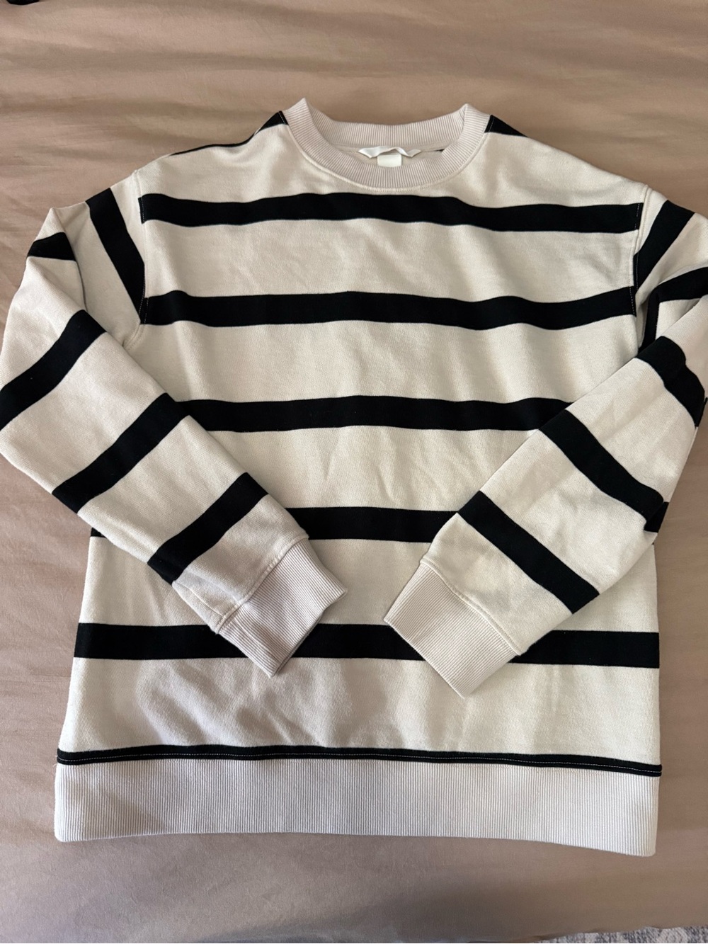 H&M White and Black Striped Crewneck Sweatshirt